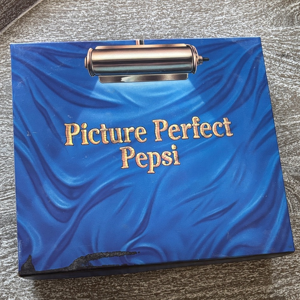 91' PICTURE PERFECT PEPSI 2 CAN COLLECTOR'S EDITION SET